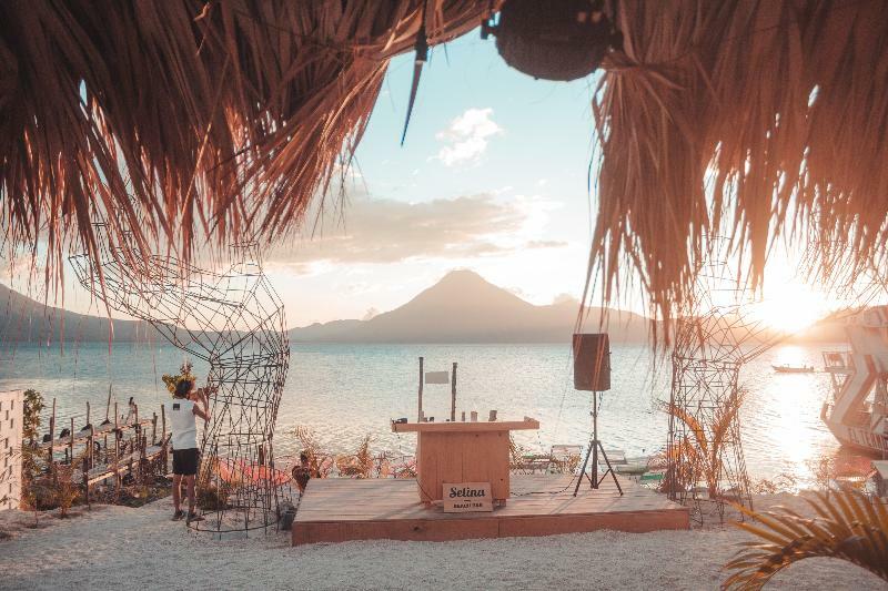 Socialtel Atitlan 4* פנחאצ'ל